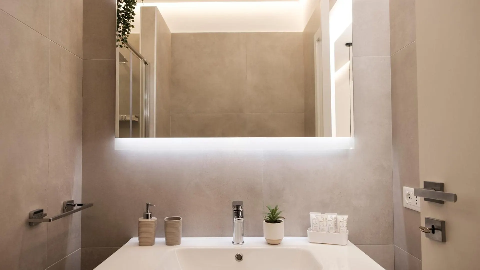 Pepoli Deluxe - Exclusive Apartment - Free Parking Trapani